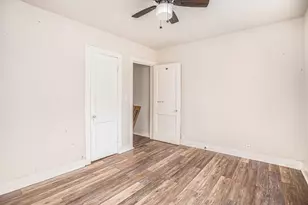 202 Beatrice St, La Marque, TX 77568 - Photo 9