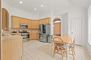 14116 Spring Knoll Ln, Rosharon, TX 77583 - Photo 9