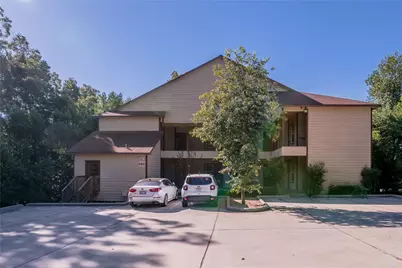 1239 20th Street #B, Huntsville, TX 77340 - Photo 1