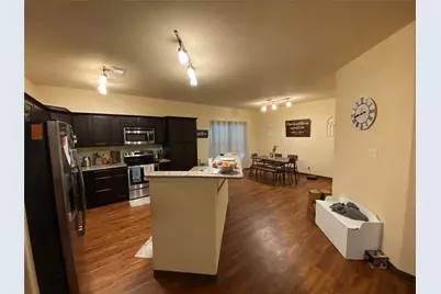 1239 20th Street #B, Huntsville, TX 77340 - Photo 9