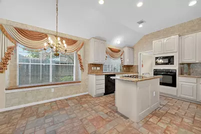 7014 Adobe Oaks Court, Sugar Land, TX 77479 - Photo 11