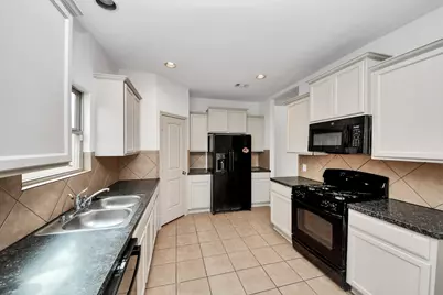 13935 Long Meadow Drive, Houston, TX 77047 - Photo 19