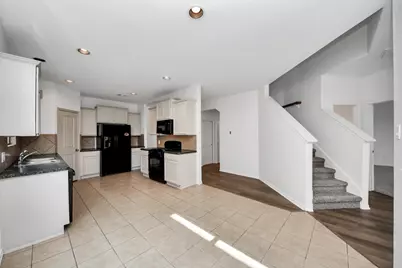 13935 Long Meadow Drive, Houston, TX 77047 - Photo 25