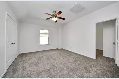13935 Long Meadow Drive, Houston, TX 77047 - Photo 37