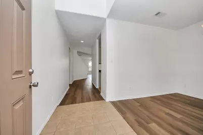 13935 Long Meadow Drive, Houston, TX 77047 - Photo 13