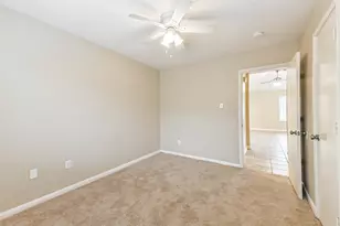 10926 Waterview Cir, Montgomery, TX 77356 - Photo 19
