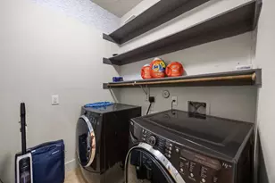 4129 Dickson St, Houston, TX 77007 - Photo 13