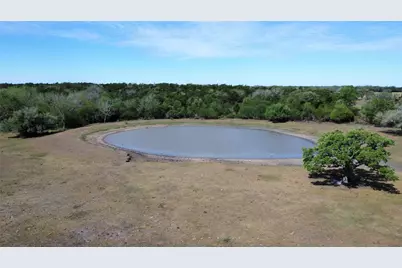 2749 County Road 173, Hallettsville, TX 77964 - Photo 3