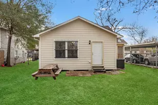 1211 Bigelow St, Houston, TX 77009 - Photo 17