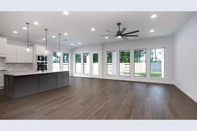 17804 Parnassum Path, Conroe, TX 77302 - Photo 3