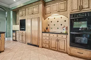 1319 Oyster Point Dr, Sugar Land, TX 77478 - Photo 13