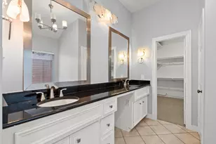 1274 Seamist Dr, Houston, TX 77008 - Photo 15