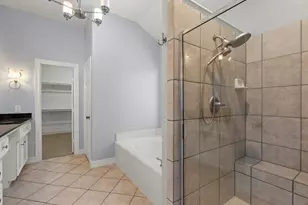 1274 Seamist Dr, Houston, TX 77008 - Photo 15