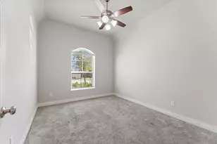 19819 Old Saddle Ln, Tomball, TX 77377 - Photo 13