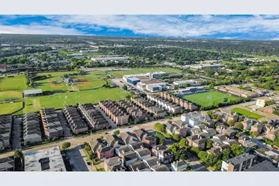 9715 Riddlewood Lane, Houston, TX 77025 - Photo 41