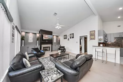 9715 Riddlewood Lane, Houston, TX 77025 - Photo 25