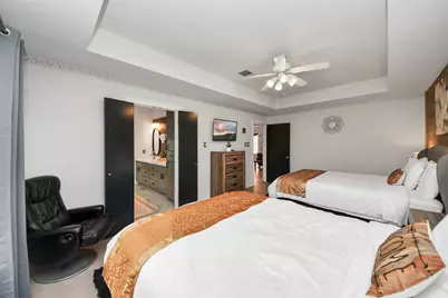 9715 Riddlewood Lane, Houston, TX 77025 - Photo 31