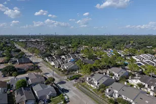 11901 Bob White Dr, Houston, TX 77035 - Photo 23