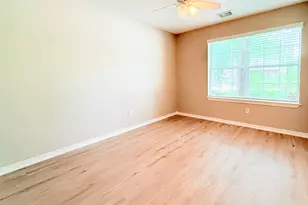 810 Springwood Dr, Conroe, TX 77385 - Photo 17