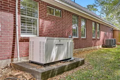 106 Charleston Street, Friendswood, TX 77546 - Photo 7