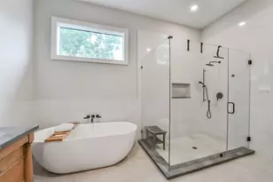 1216 Chantilly Ln, Houston, TX 77018 - Photo 13
