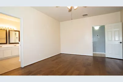 11922 Champions Walk Lane, Houston, TX 77066 - Photo 9