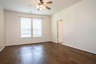 11922 Champions Walk Ln, Houston, TX 77066 - Photo 13