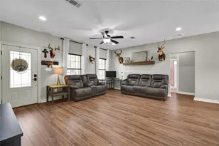 511 Sycamore St, Lake Jackson, TX 77566 - Photo 5