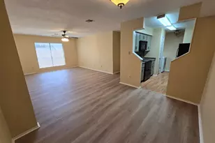 5640 Birchmont Dr, Houston, TX 77091 - Photo 25