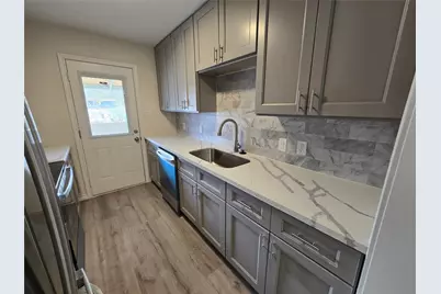 5640 Birchmont Drive #C, Houston, TX 77091 - Photo 13