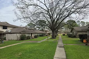 5640 Birchmont Dr, Houston, TX 77091 - Photo 11