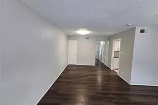5640 Birchmont Dr, Houston, TX 77091 - Photo 31