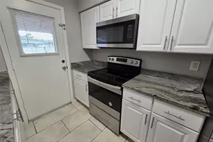 5640 Birchmont Dr, Houston, TX 77091 - Photo 33