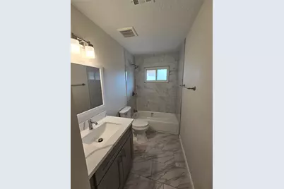 5640 Birchmont Drive #C, Houston, TX 77091 - Photo 17