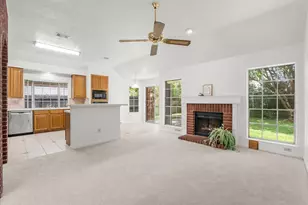 907 Noble Springs Rd, Houston, TX 77062 - Photo 13