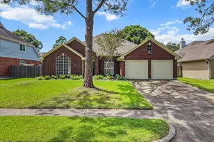907 Noble Springs Rd, Houston, TX 77062 - Photo 3