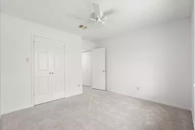 907 Noble Springs Road, Houston, TX 77062 - Photo 29