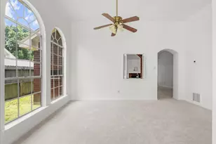 907 Noble Springs Rd, Houston, TX 77062 - Photo 9