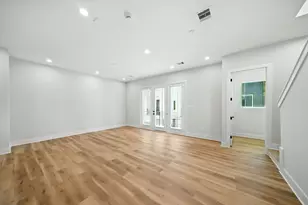 1979 Bauer Dr, Houston, TX 77080 - Photo 9