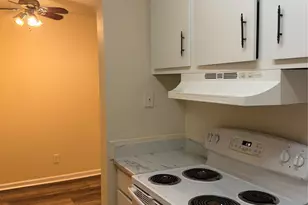 3535 Nasa Road 1 Pkwy, Seabrook, TX 77586 - Photo 3