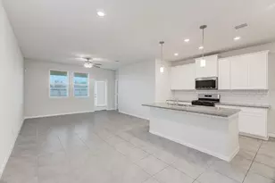 5633 Giving Grace Wy, Houston, TX 77048 - Photo 5