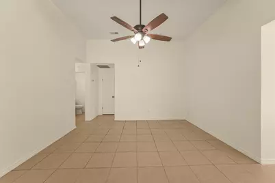 18147 Dinner Creek Drive, Katy, TX 77449 - Photo 9