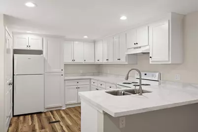 2222 N Austin Avenue #11, Pearland, TX 77581 - Photo 9