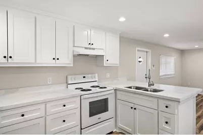 2222 N Austin Avenue #11, Pearland, TX 77581 - Photo 11