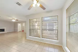10827 Sugar Hill Dr, Houston, TX 77042 - Photo 9