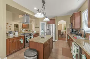 2103 Blue Water Bay Dr, Katy, TX 77494 - Photo 13