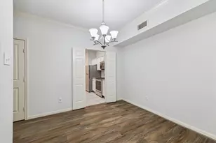 2255 Braeswood Park Dr, Houston, TX 77030 - Photo 13