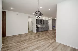 2139 Counter Point Dr, Houston, TX 77055 - Photo 17