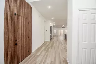 2139 Counter Point Dr, Houston, TX 77055 - Photo 11