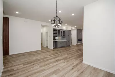 2139 Counter Point Drive, Houston, TX 77055 - Photo 17